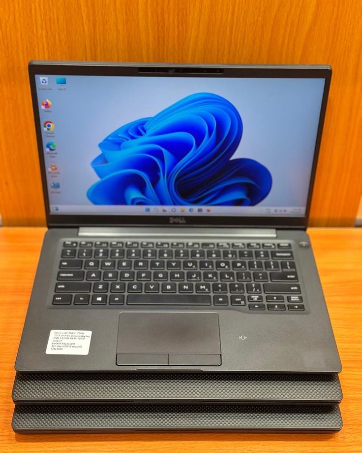 DELL LATITUDE 7400